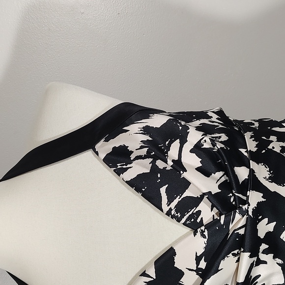 Dress: Donna Ricco Halter Top Cocktail Dress - Picture 2 of 5